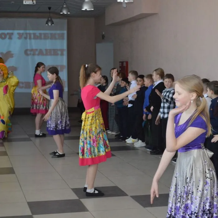 Развлекательное мероприятие «От улыбки станет всем светлей!».