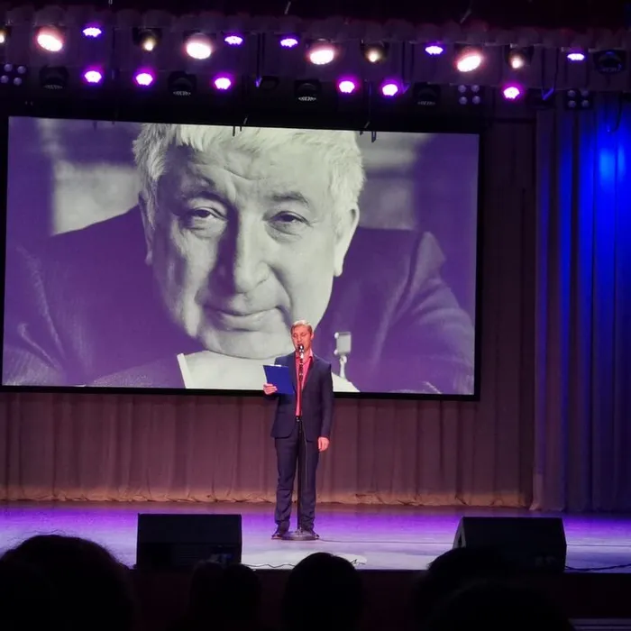 Районный фестиваль поэтического слова «Летят над миром журавли поэта».