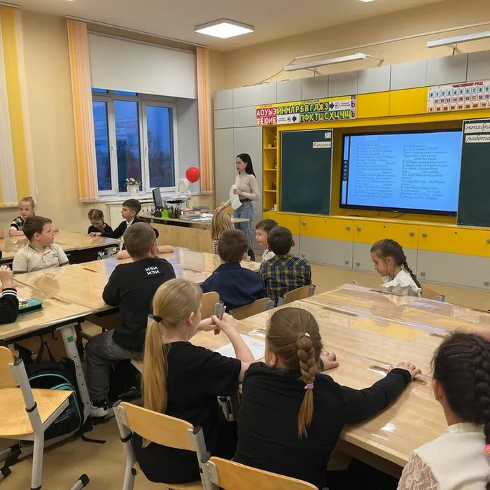 «За ученым котом в сказку русскую войдем».