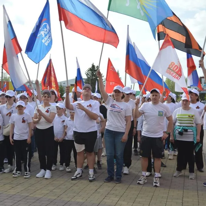 Дорога мужества и песни Победы: в Болотном стартовали празднования 80-летия Великой Победы