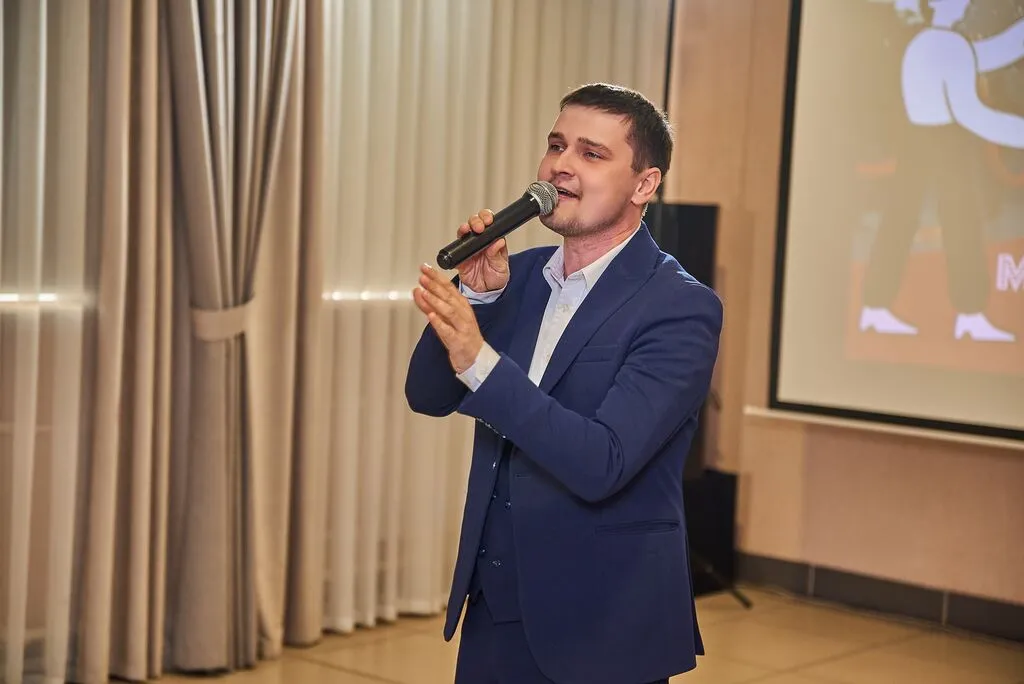 053-mEriWC7YR-v2a_ELp190b-vXKD3EeRwYL5_2ba3mbZzSwC6KUUAhdDG-LR-psZhCSJhqp1nAD8zG