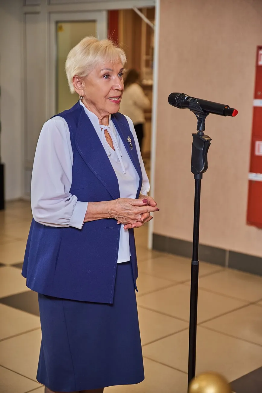 038-knH3Ay9sRnSiqKk4ao_pZvheEMIvWhUjAILqKu_HGn8iDFHyi29_qPh5pxsTa059PnkDlVexGIUJ