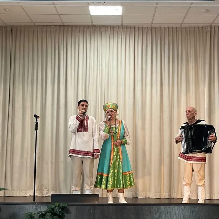 Концертная программа «Дари любовь, храни добро»