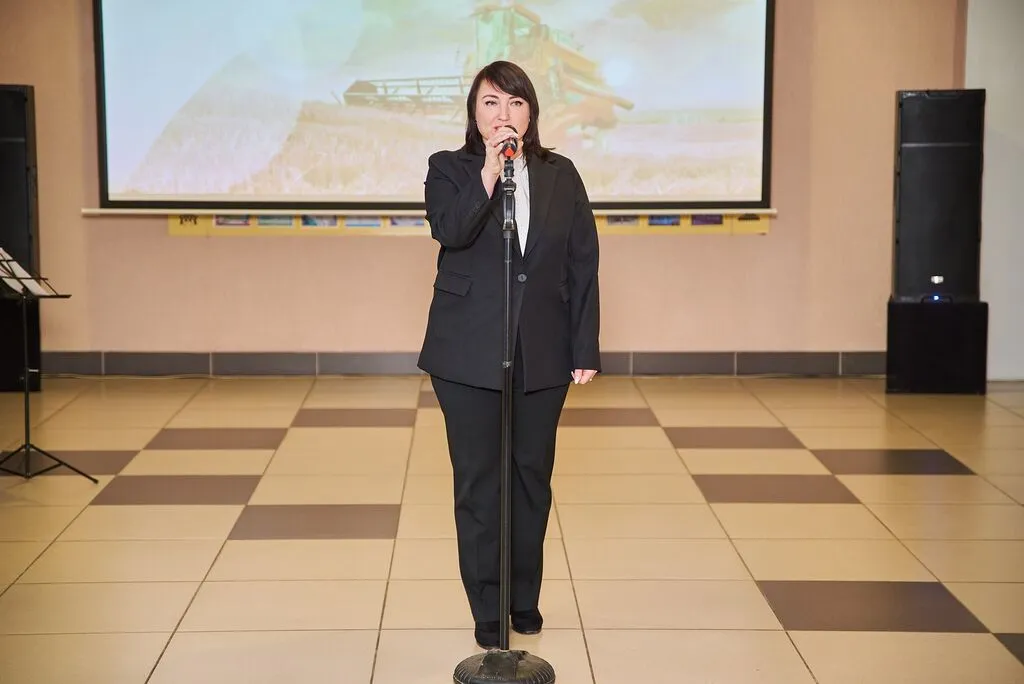 012-eIPiRGJDTWKxDmhwOU4aW8SsIkZUgvYAkmp8BENMAqXZpuQ_iyVRB1gAzF9jw09Ko92bKUELDkoi