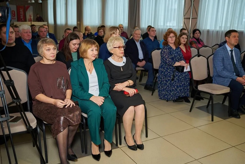 006-RjYhnzdEaAYk2ZLiUmHDGyx2WyF6LpP11cUdoAky1mQEMQVmN_6ooSkjfiYb1FTqyE-Xyrn_bQ6f