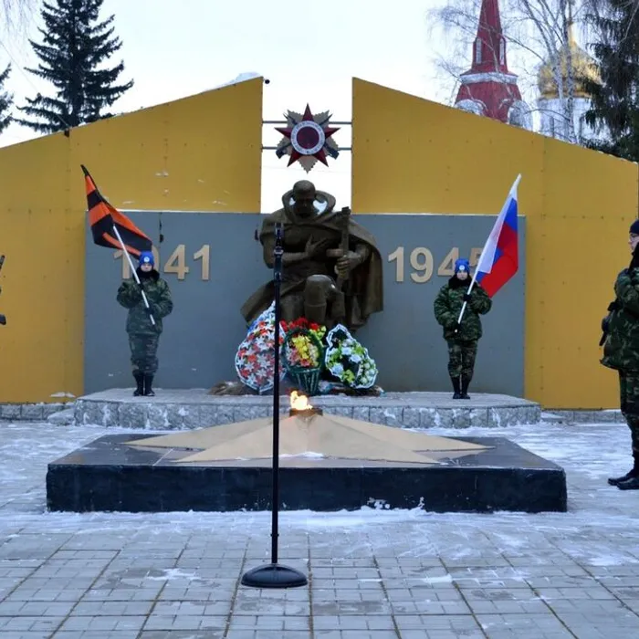 Церемония возложения цветов