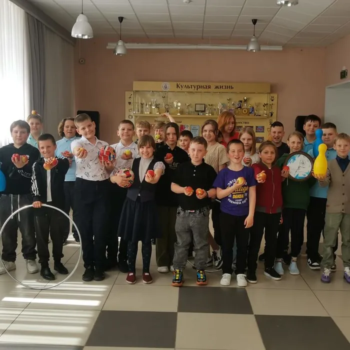 Игровая программа «Здоровым быть — здорово!».