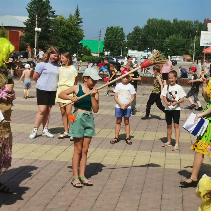 Игровая программа «Пришёл Иван Купала-обливай кого попало»! 