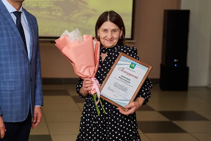 034-jPd02JrfWKG1b2gL99YIJaMBg7LlmRxSezm9SYdkULqxNVmNYSCk_ZRZyHbz6JySc4CiZ0WRWgza