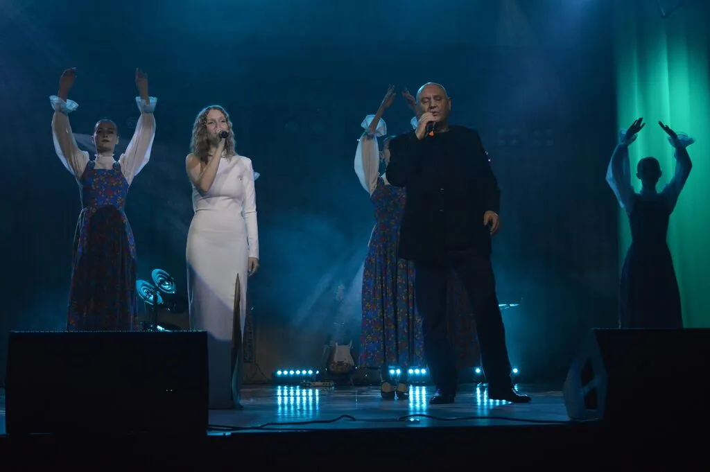 21-At8L0LZKtff85OCnNzj0SPuZc639ov_ryp_svOI0IoOq6Hrgyav_AwpWnqFrXdXAx-2Y1rDs-NxE7