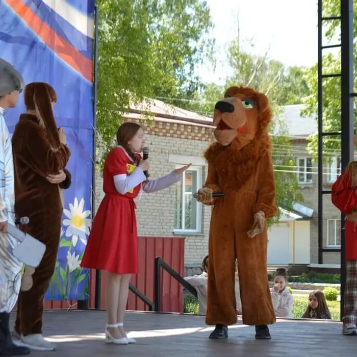 Концертно-игровая программа «Веселое путешествие».