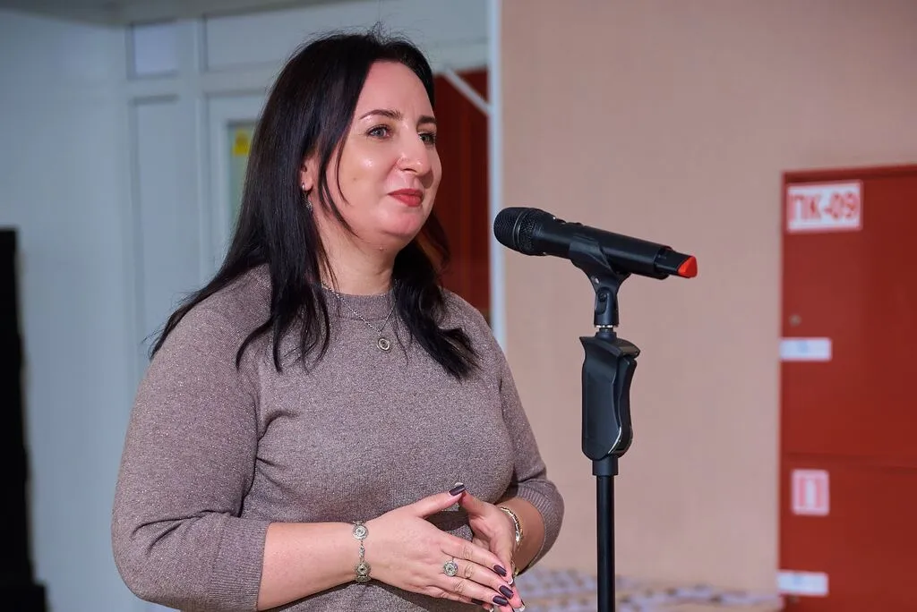 16-3moDKp8R31JULZ4dDprXVjmQA_Cpb1uguMsggReAy4boYbK7ioX1_5XnUp01NxRBn2QcFVbR0fgHp