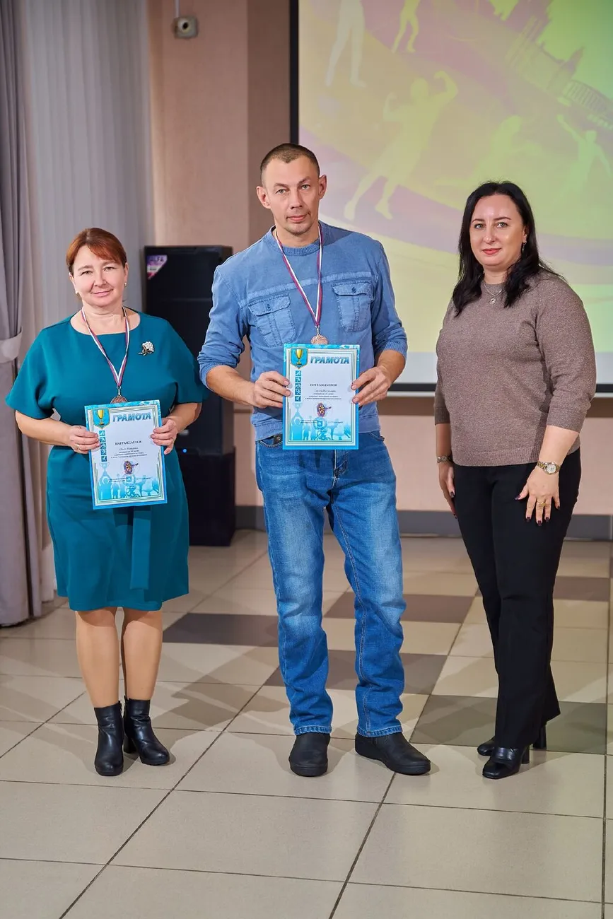 24-TbxUamJY1aE0DiQCmgH4ZI7ZDQKSairp_22M72E4VQgkobD5oNgG-Z5bzU8rtmD32KIvwR90xO8oi