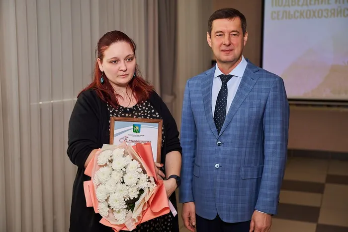 032-RLXEl_BUMA3wVrcwA2IOlAlLVzYW4rt0wspFNaC3g_clOE9vfJjL1agRmLrJfxurCvWe96xZi50D