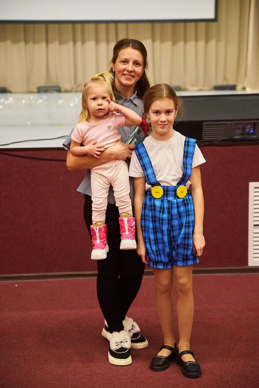 237-LcPhEnNHx2G03NvGIHGrtR9VLt6oA5MkGkUogHK5a5ozEA72NhYy4RE-kD-3PFuDOxqJC4pT0P-7