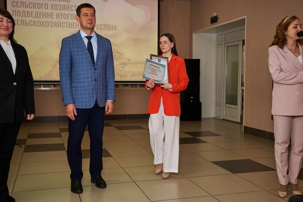 043-Kay72J8y0BzEbHVr5Al3OekaSg_MrD6Butfao0bCZMsB4ufbyGX1SaTdmysLSFTs7E0m4nKsocTi