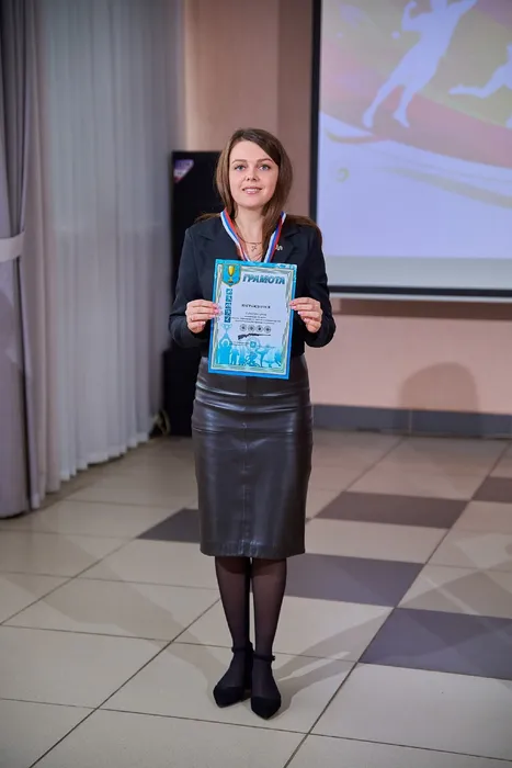 20-C4Y3DLtc8GLAaNSQrZGKKxU1Vlgcq2HKyTMGJ2c1sUwrUJo2Y3gTVOT6QYldPxv84hmRdhUs_QZoa