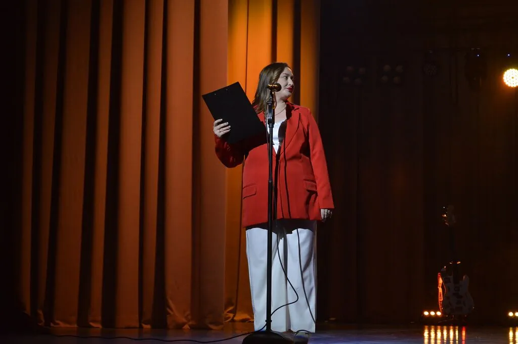 01-QY_FrYIk5WJVuANy0F8HRJpdL5AS366XkY_WrZqKrT4rmREsHmlVElqfNMBw_WOQVXQ1A9mePaYS-